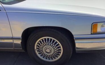 Cadillac-Deville-1994-silver-3