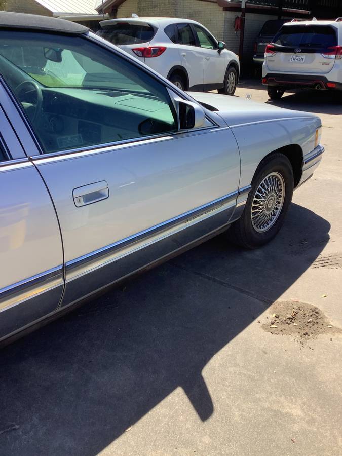 Cadillac-Deville-1994-silver-4