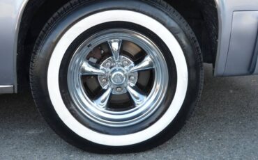 Cadillac-Deville-phaeton-1979-silver-3