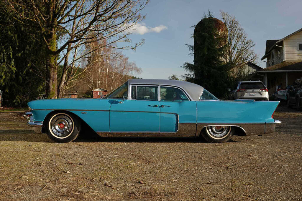 Cadillac-Eldorado-1958-Coupe-2