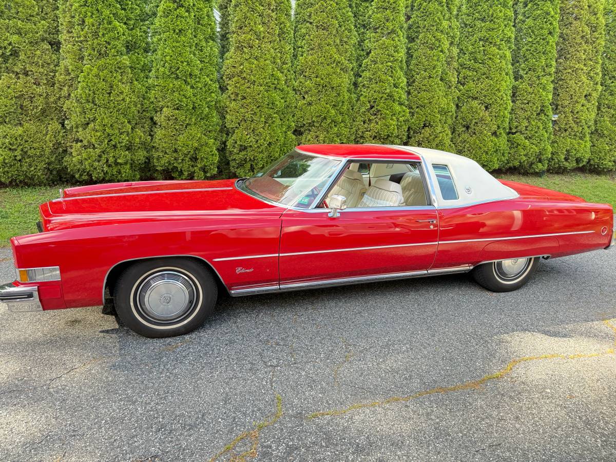 Cadillac Eldorado  1973 red