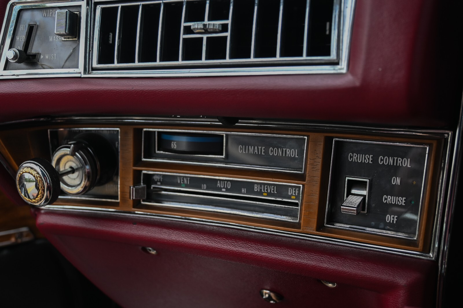Cadillac-Eldorado-1974-Coupe-28