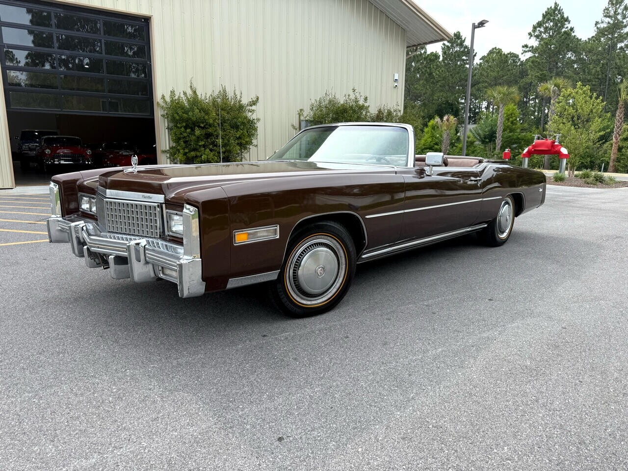 Cadillac-Eldorado-1975-Classic-Car-1
