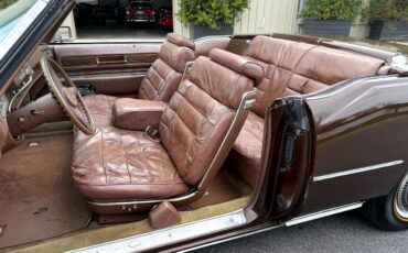 Cadillac-Eldorado-1975-Classic-Car-21
