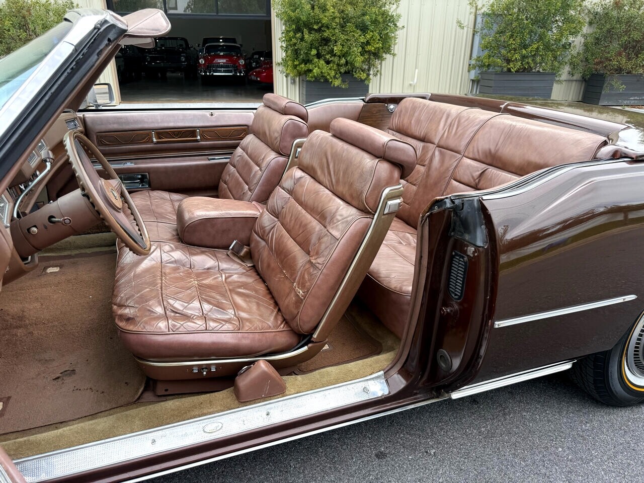 Cadillac-Eldorado-1975-Classic-Car-21