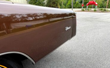Cadillac-Eldorado-1975-Classic-Car-33