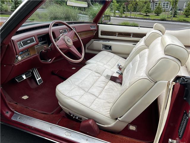 Cadillac-Eldorado-1975-Convertible-24