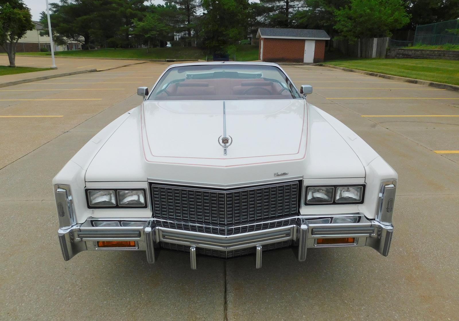 Cadillac-Eldorado-1976-CONVERTIBLE-17