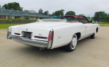 Cadillac-Eldorado-1976-CONVERTIBLE-24