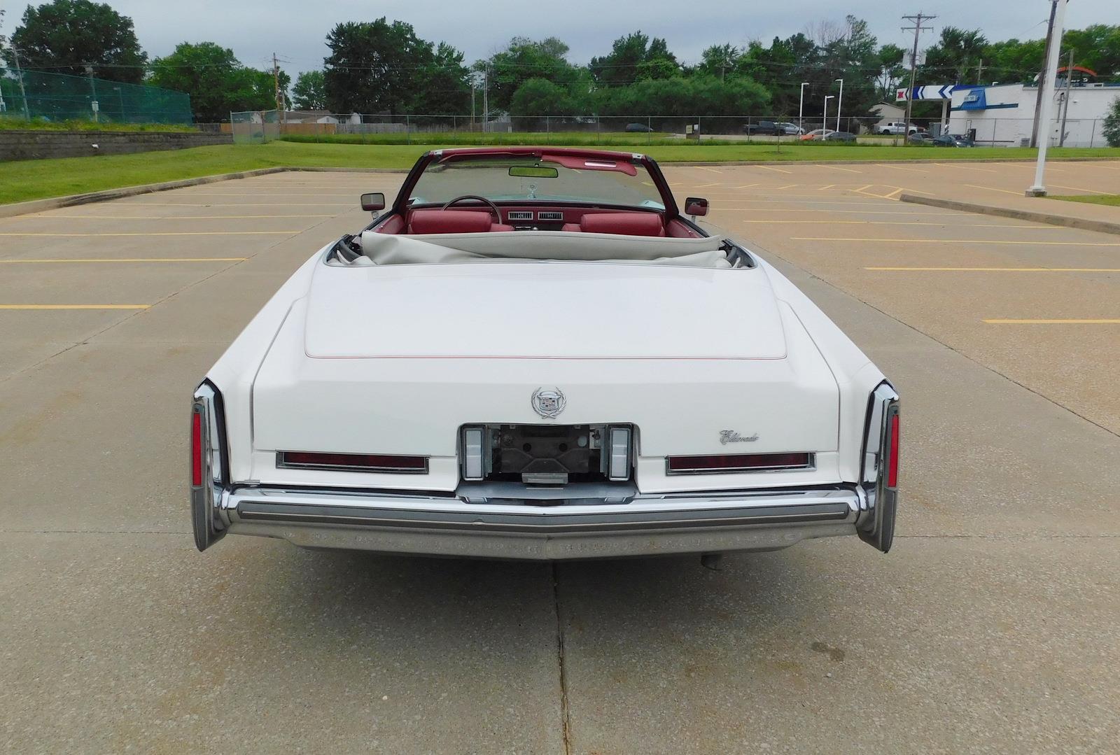 Cadillac-Eldorado-1976-CONVERTIBLE-25