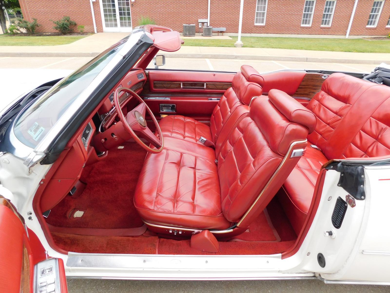 Cadillac-Eldorado-1976-CONVERTIBLE-9