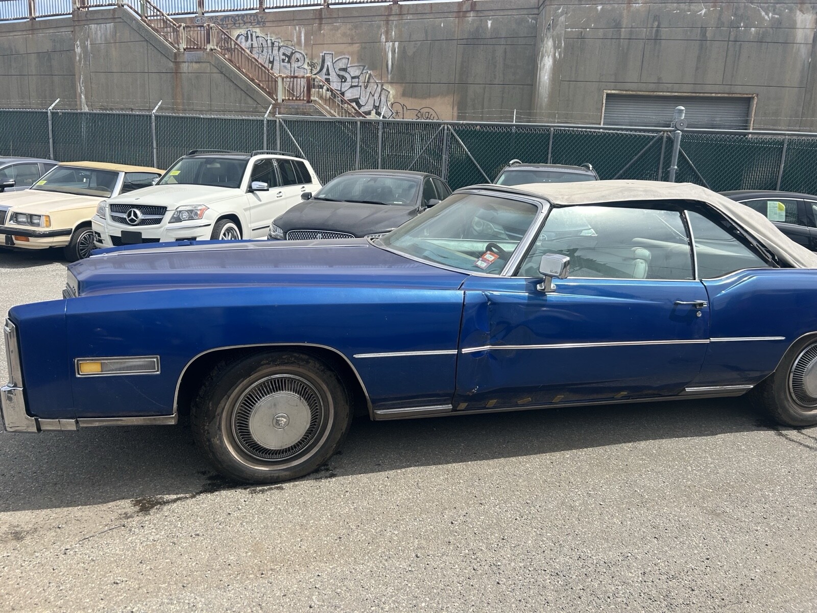 Cadillac-Eldorado-1976-Convertible-2