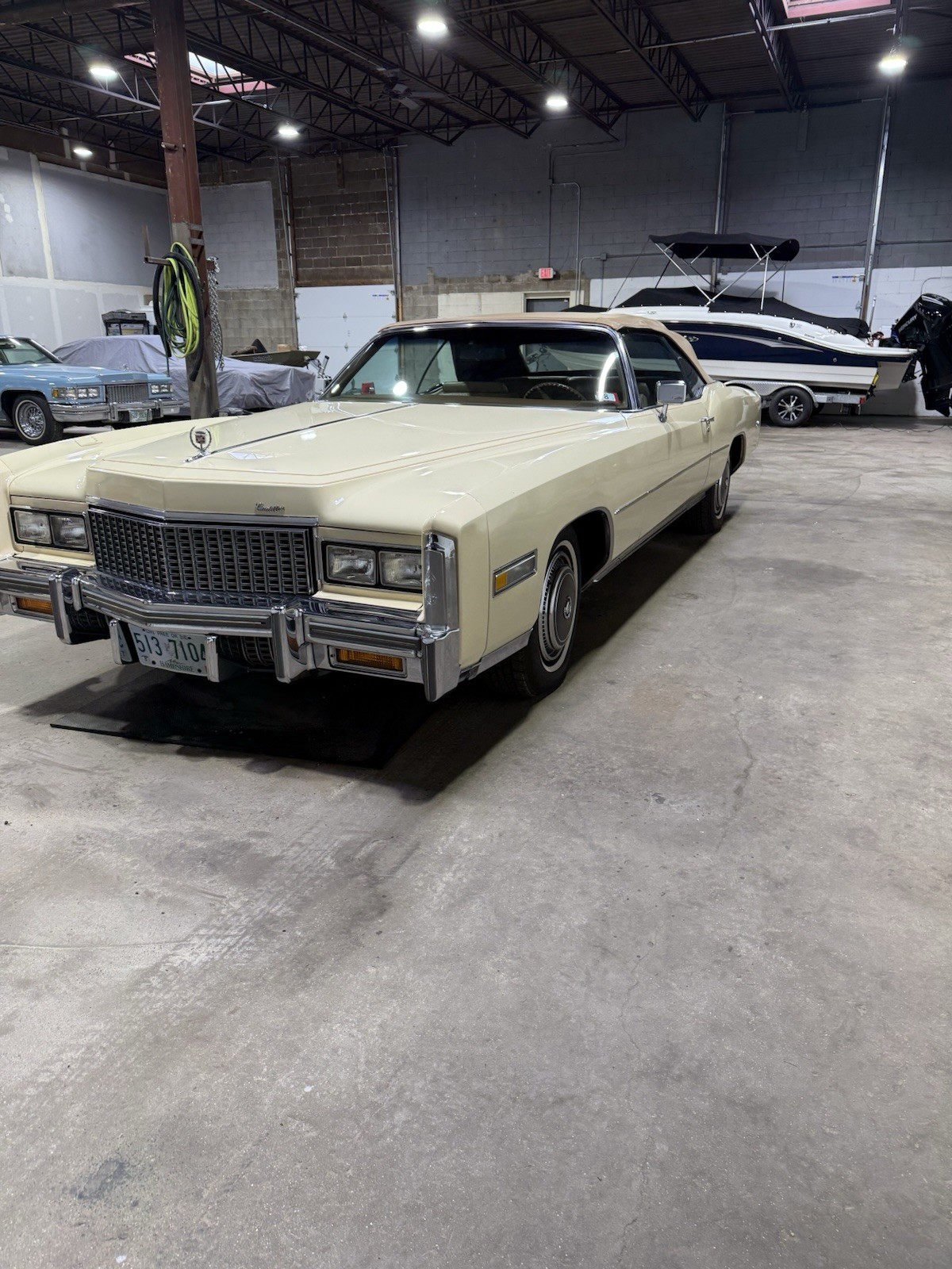 Cadillac-Eldorado-1976-Convertible-3