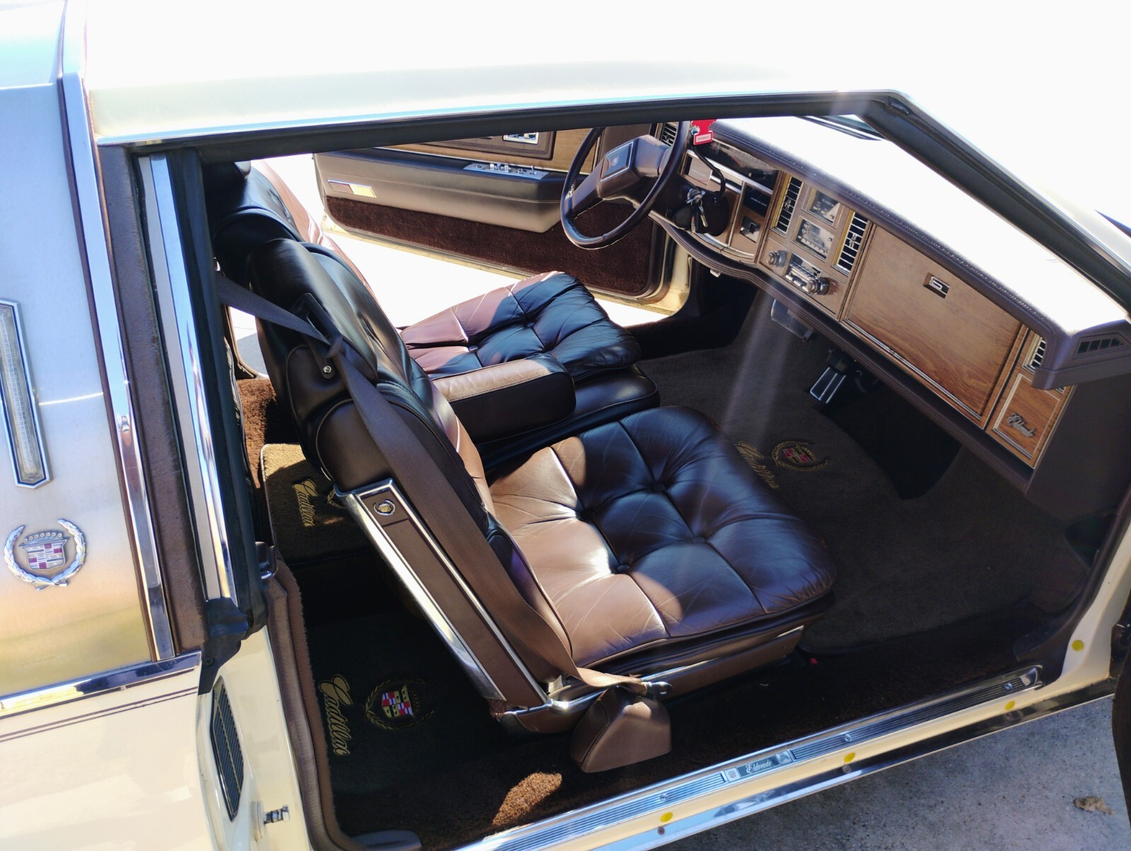 Cadillac-Eldorado-1983-Coupe-13