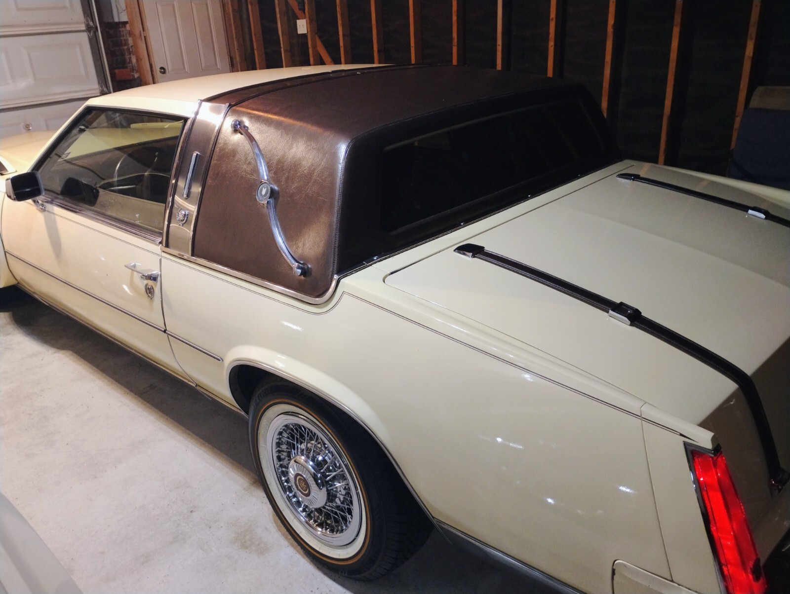Cadillac-Eldorado-1983-Coupe-17