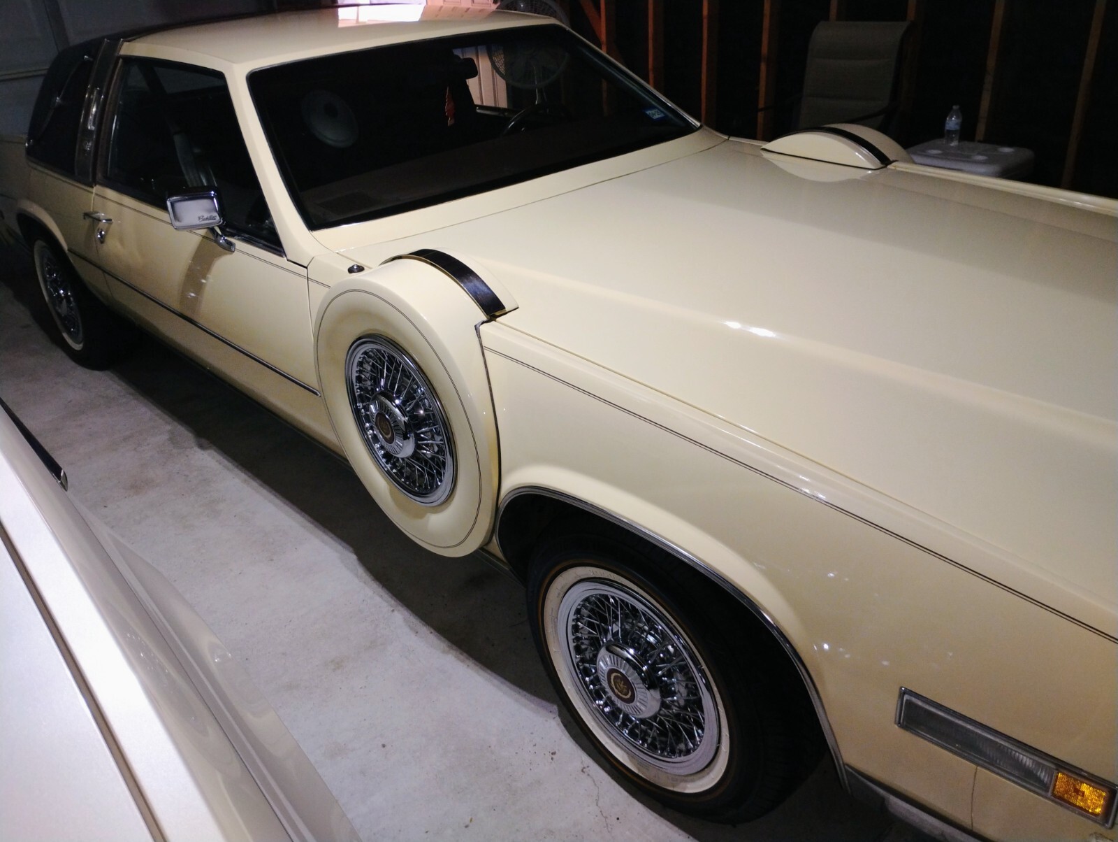 Cadillac-Eldorado-1983-Coupe-32