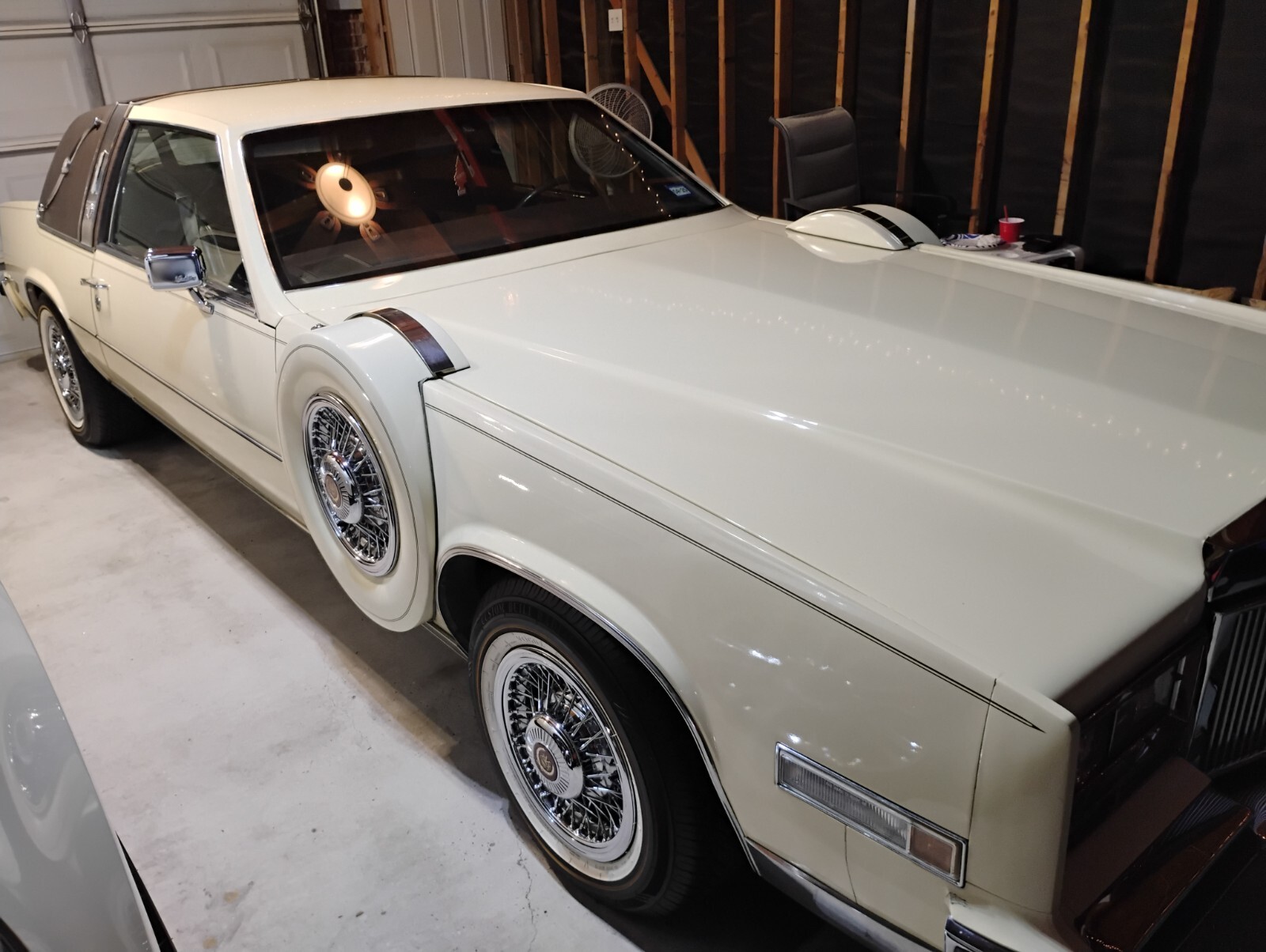 Cadillac-Eldorado-1983-Coupe-33