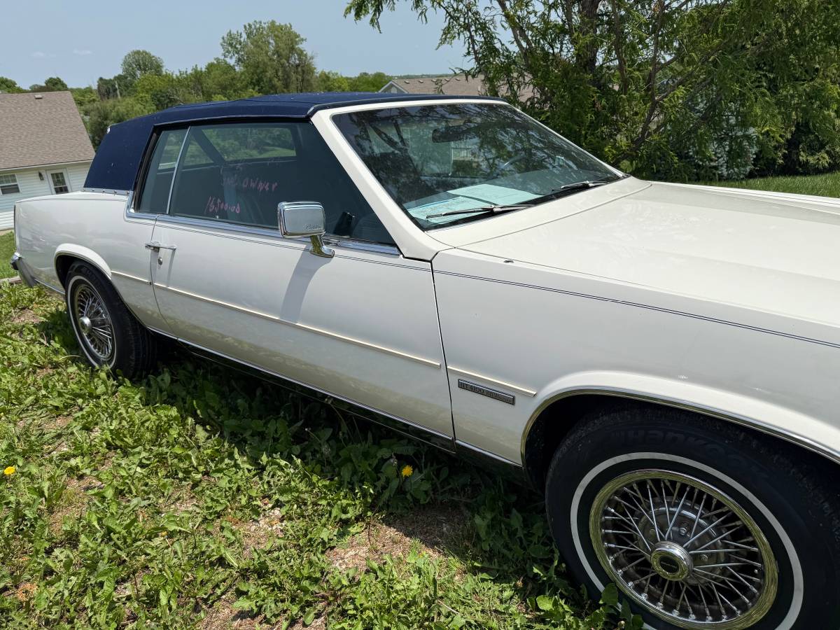 Cadillac-Eldorado-1983-white-1