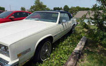 Cadillac-Eldorado-1983-white-4