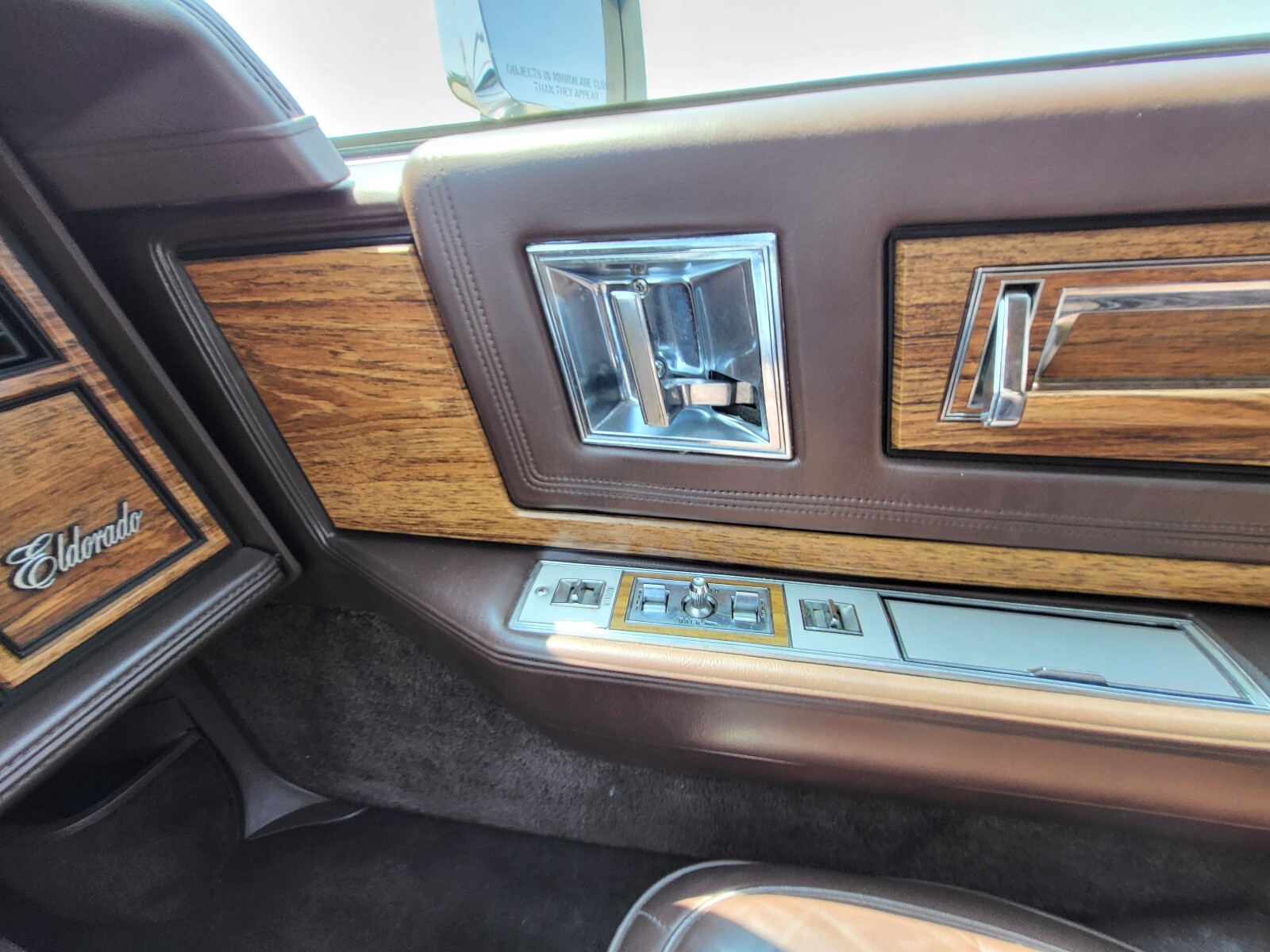 Cadillac-Eldorado-1984-27
