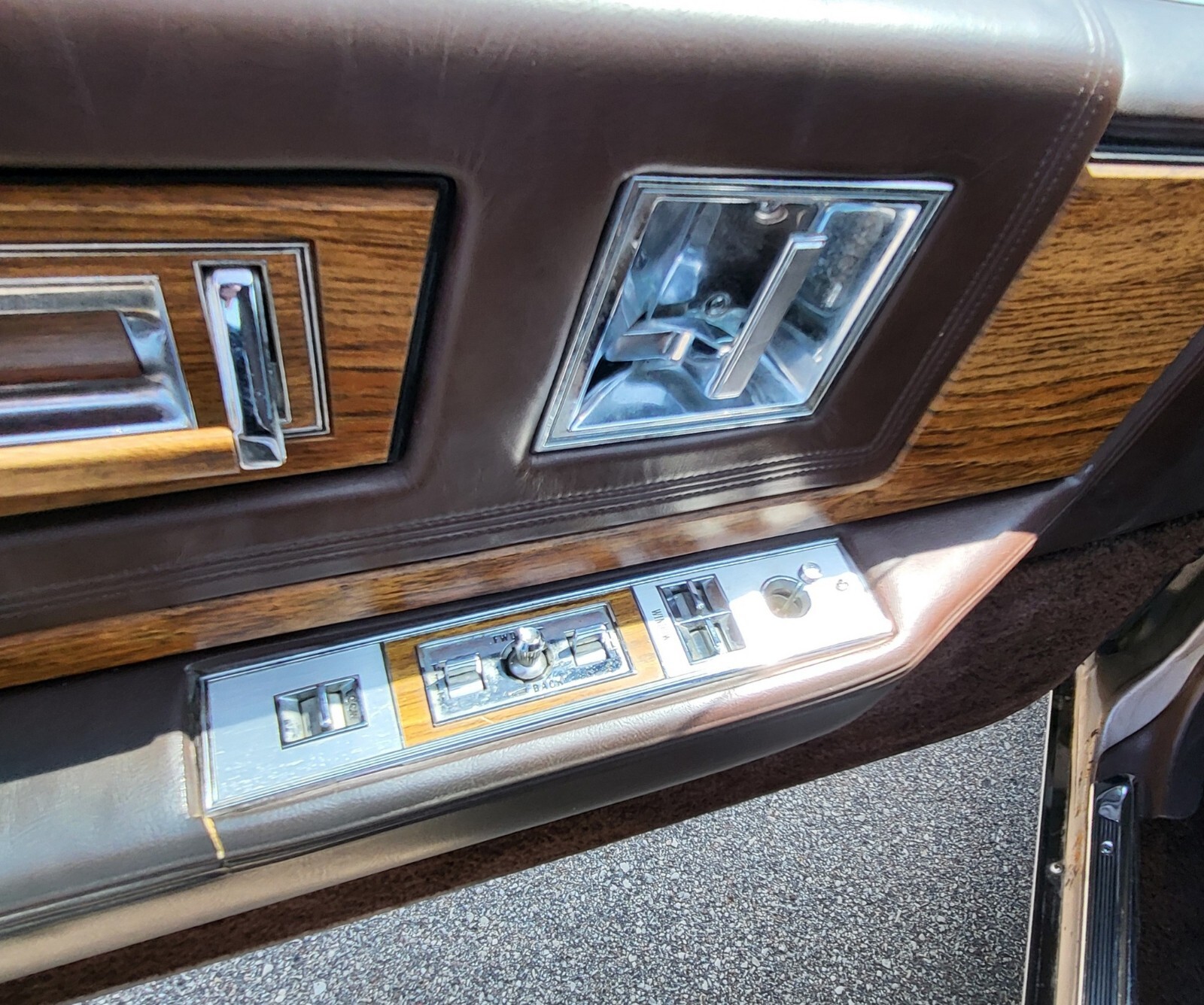 Cadillac-Eldorado-1984-28