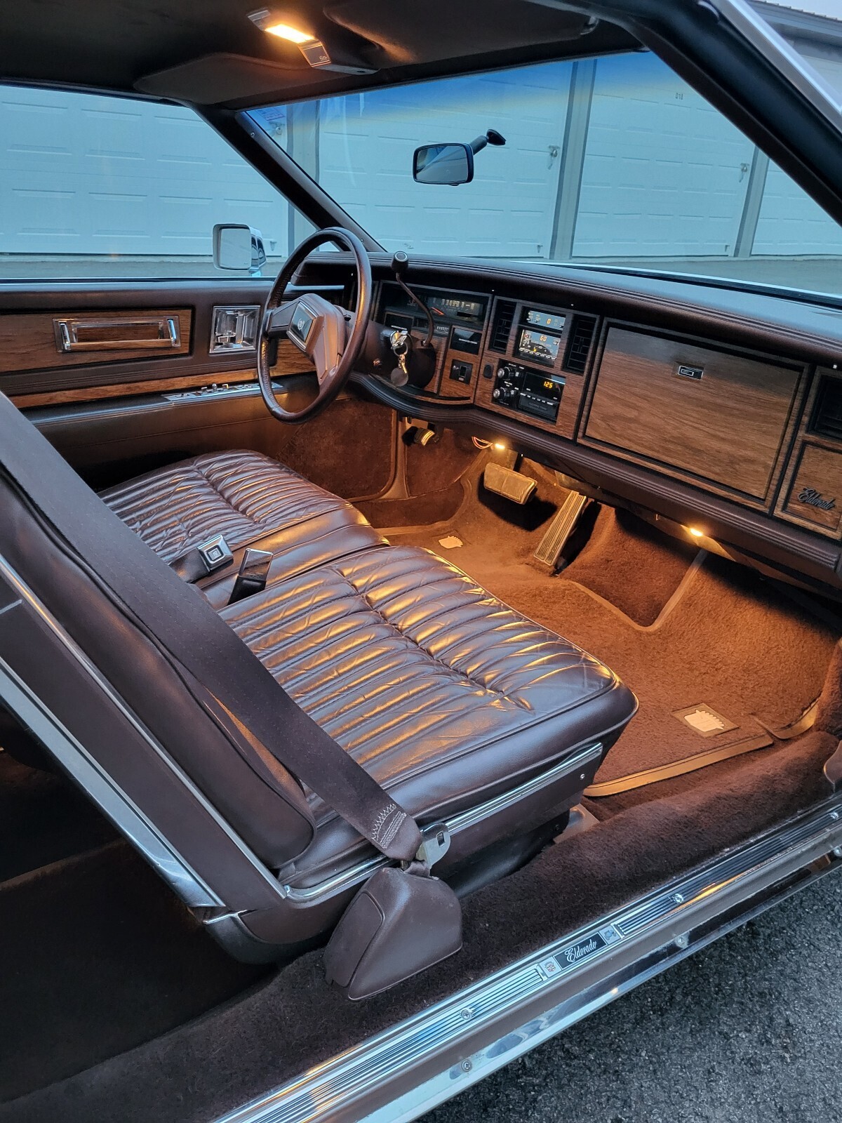 Cadillac-Eldorado-1984-Coupe-28