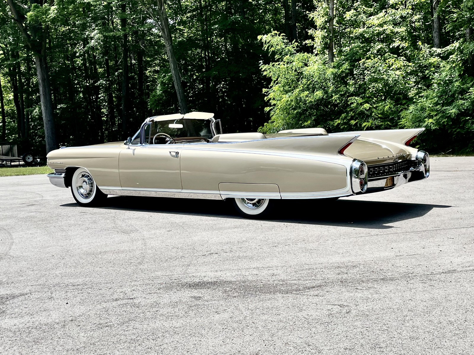 Cadillac-Eldorado-Biarritz-Convert-1960-ORIGINAL-OWNERSHIP-RECORD-11