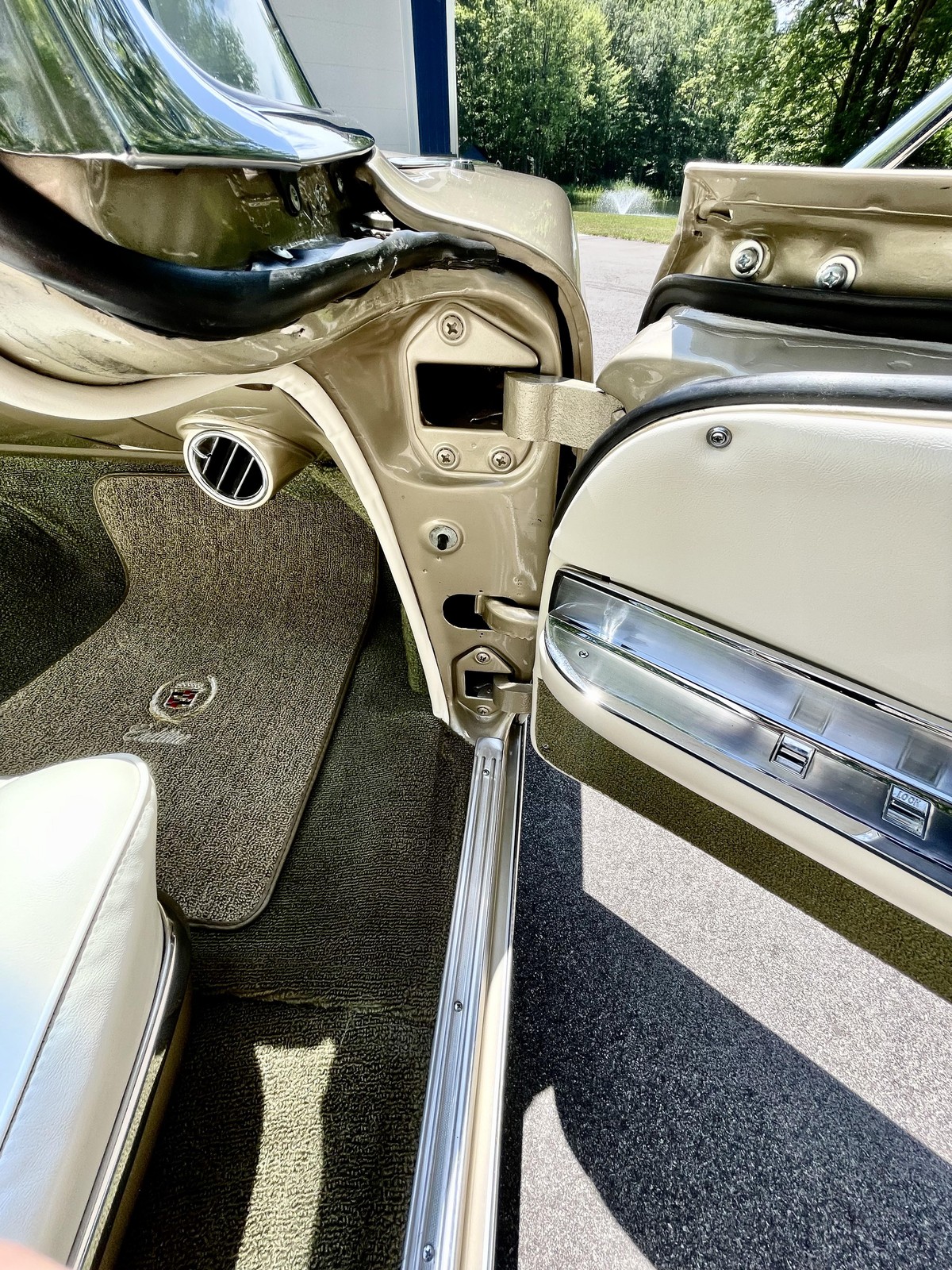 Cadillac-Eldorado-Biarritz-Convert-1960-ORIGINAL-OWNERSHIP-RECORD-34