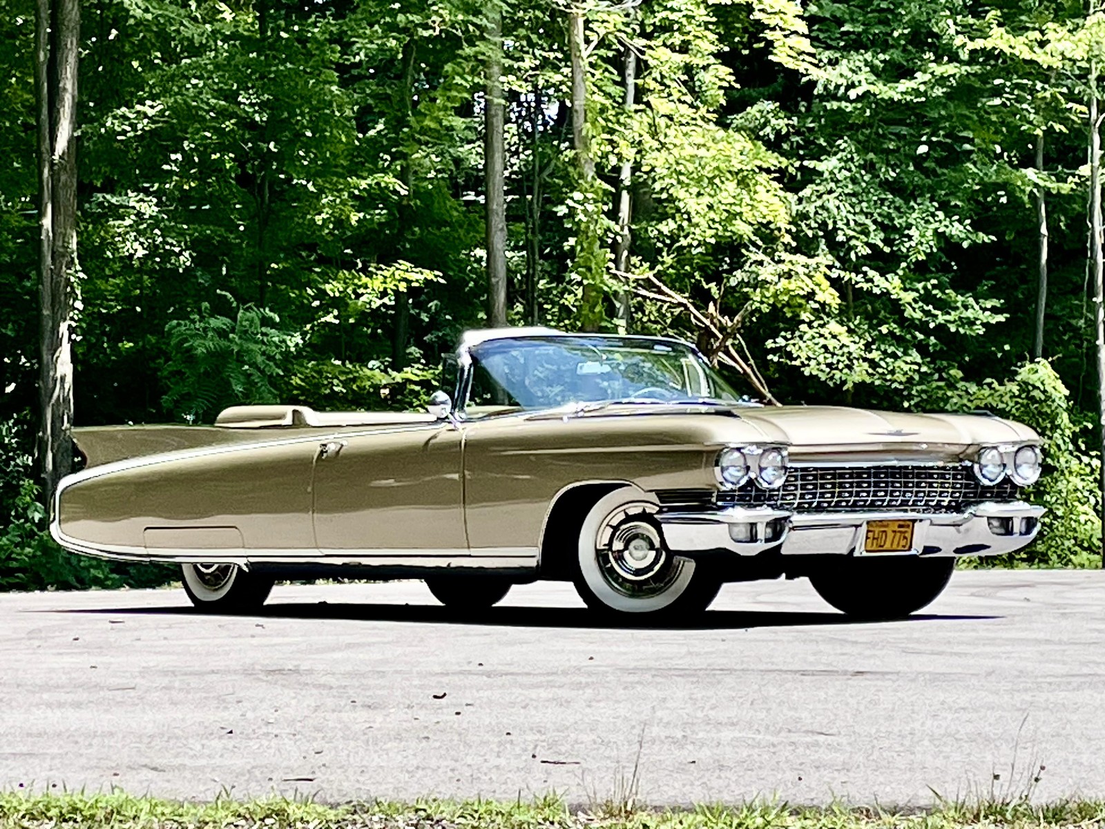 Cadillac-Eldorado-Biarritz-Convert-1960-ORIGINAL-OWNERSHIP-RECORD