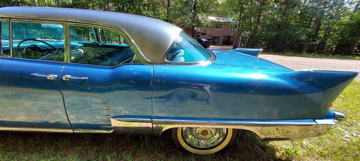 Cadillac-Eldorado-brougham-1957-4