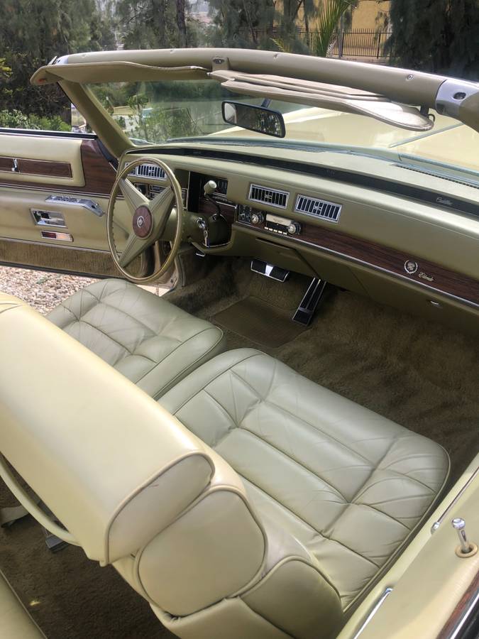 Cadillac-Eldorado-convertible-1976-2
