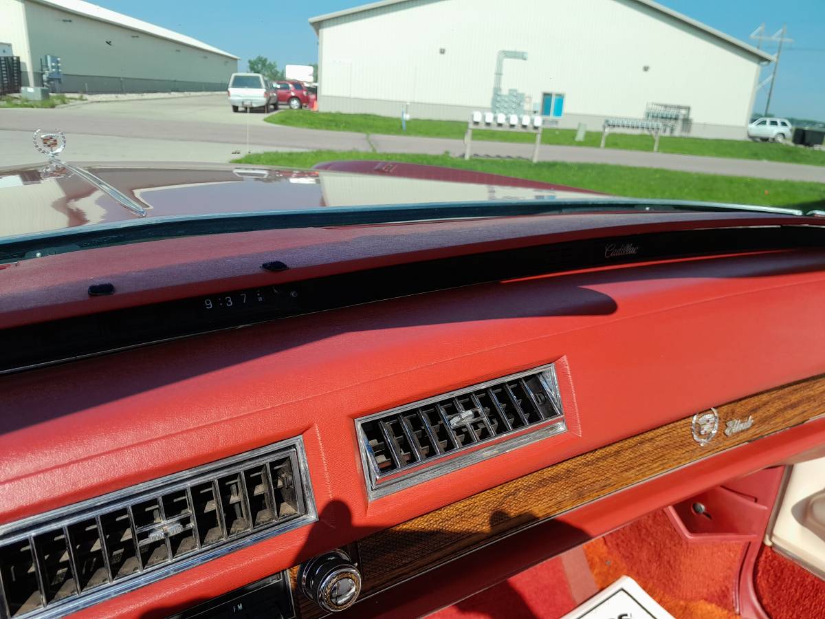 Cadillac-Eldorado-convertible-1976-6