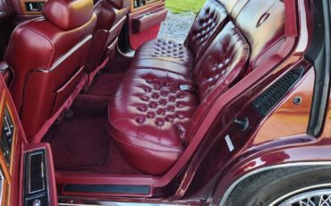 Cadillac-Fleetwod-delegance-1987-red-11