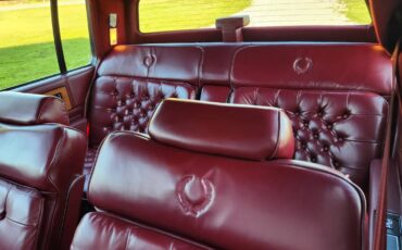 Cadillac-Fleetwod-delegance-1987-red-13