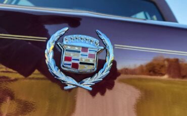 Cadillac-Fleetwod-delegance-1987-red-14