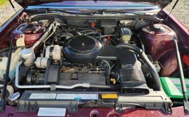 Cadillac-Fleetwod-delegance-1987-red-3