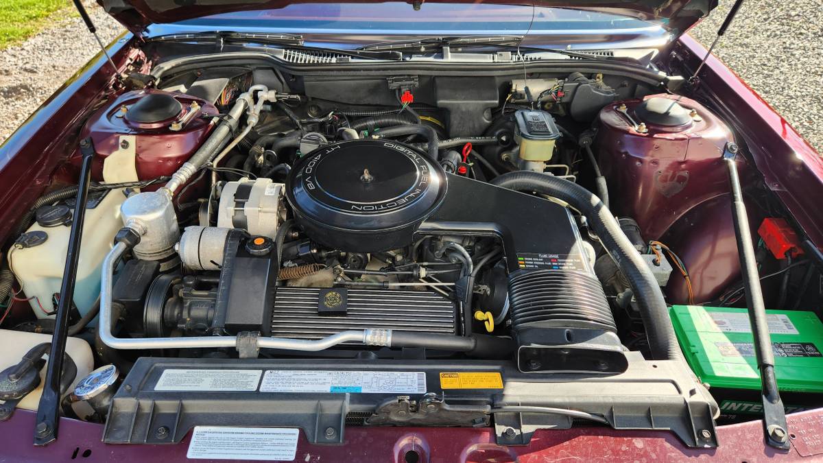 Cadillac-Fleetwod-delegance-1987-red-3