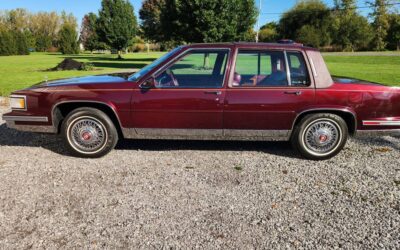 Cadillac Fleetwod d'elegance  1987 red