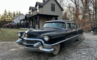Cadillac-Fleetwood-1955-Sedan-1