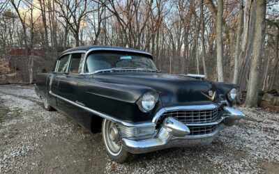 Cadillac Fleetwood 1955 Sedan