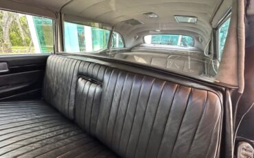 Cadillac-Fleetwood-1957-Sedan-16