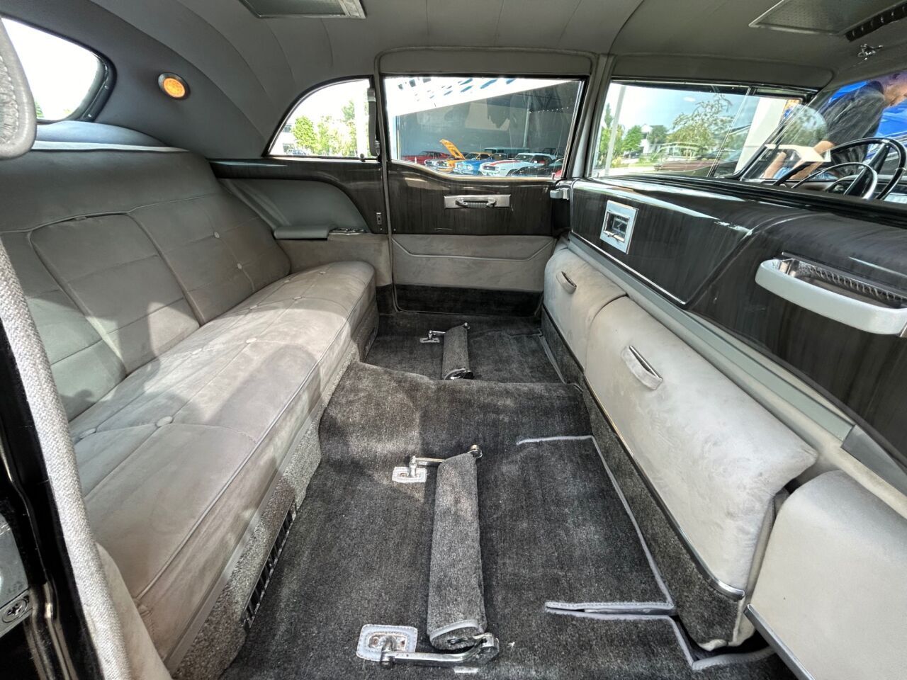 Cadillac-Fleetwood-1957-Sedan-25