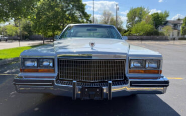 Cadillac-Fleetwood-1980-Sedan-1
