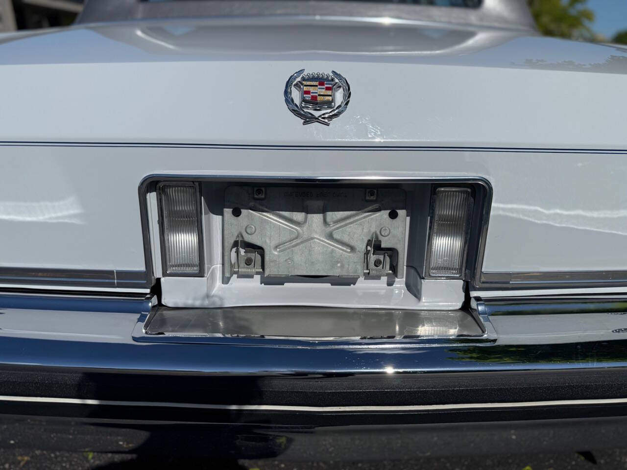 Cadillac-Fleetwood-1980-Sedan-15