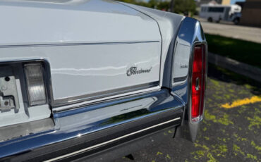 Cadillac-Fleetwood-1980-Sedan-16