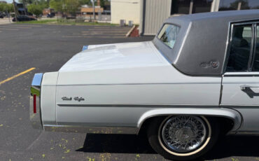 Cadillac-Fleetwood-1980-Sedan-27