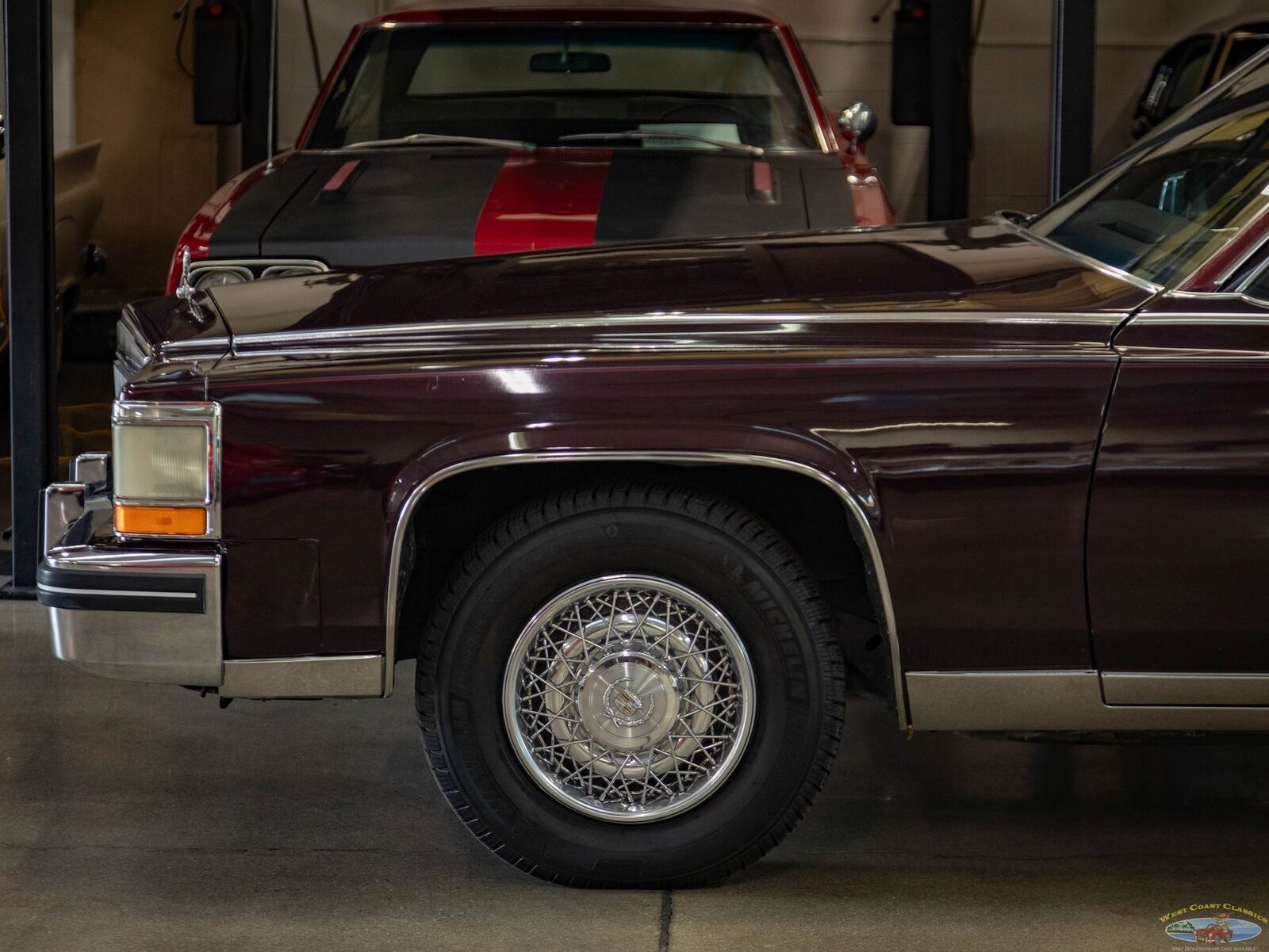 Cadillac-Fleetwood-1985-Sedan-1