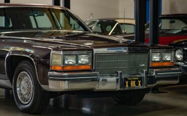 Cadillac-Fleetwood-1985-Sedan-11