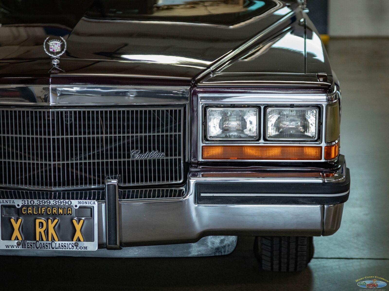 Cadillac-Fleetwood-1985-Sedan-15