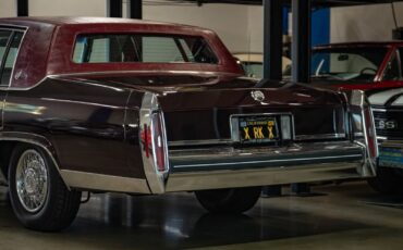 Cadillac-Fleetwood-1985-Sedan-22